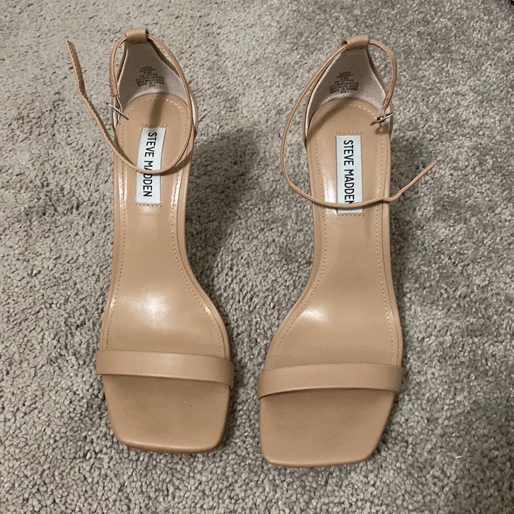 Steve Madden Nude Heels